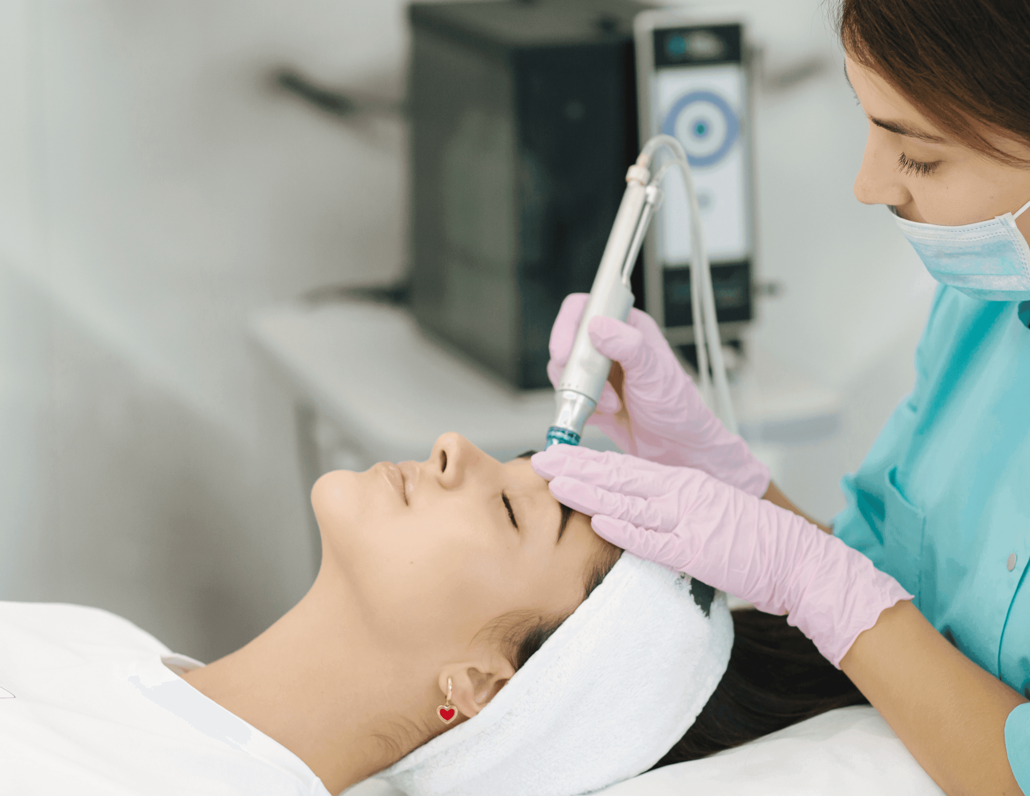 HydraFacial + DermaPlanning