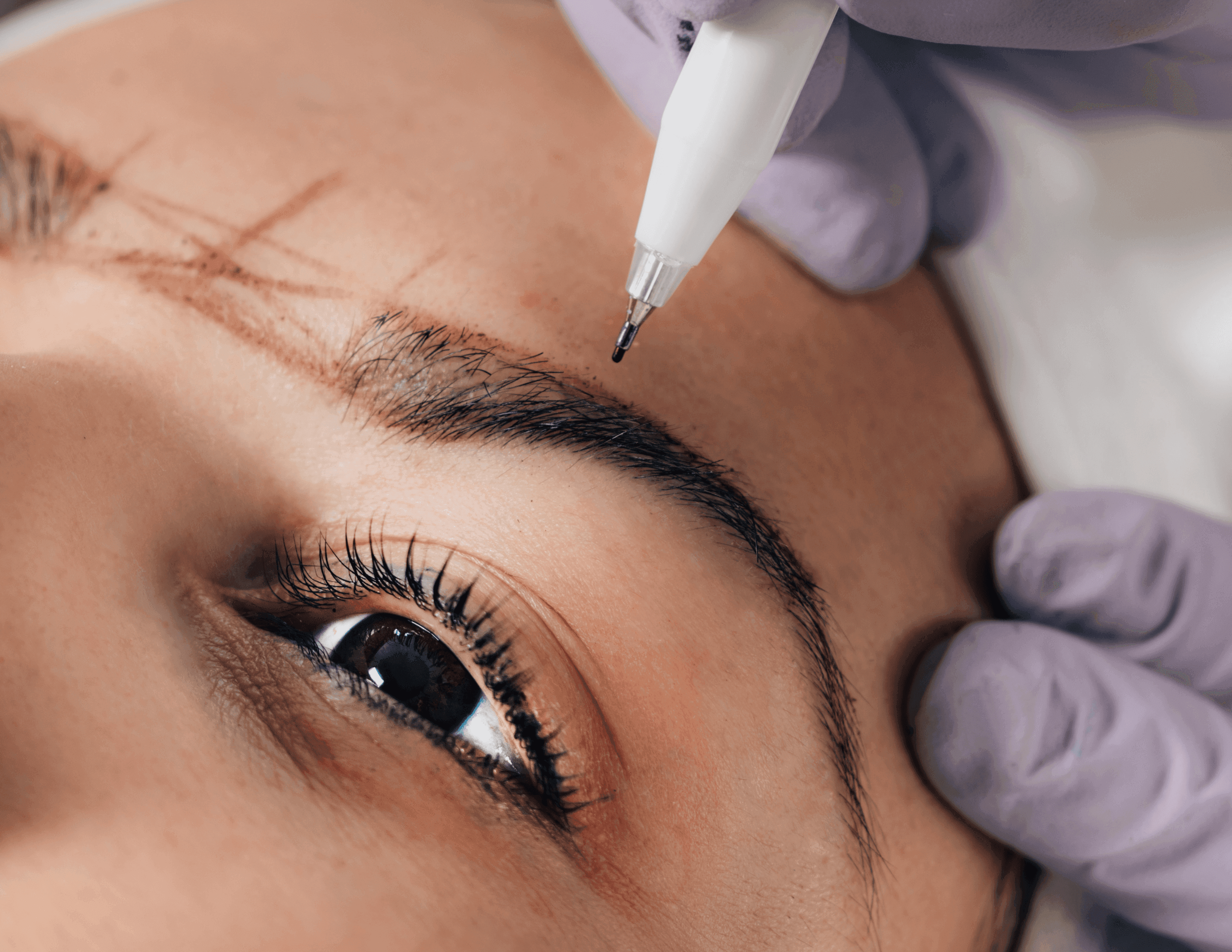 Brow Touch-Up & Color Refresh
